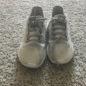 Final offer 💥 Adidas grey tubular shadow